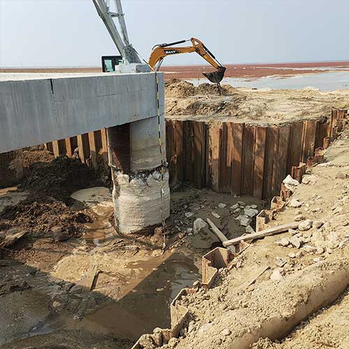 濟南鋼板樁打樁機施工 濟南鋼板樁打樁機施工